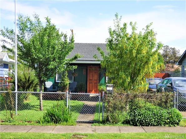 242 27th Ave, Longview, WA 98632