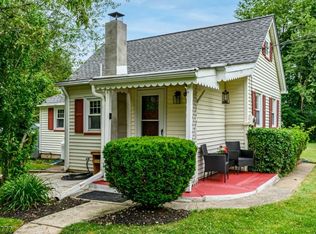 6 Dogwood Ln, Princeton, NJ 08540