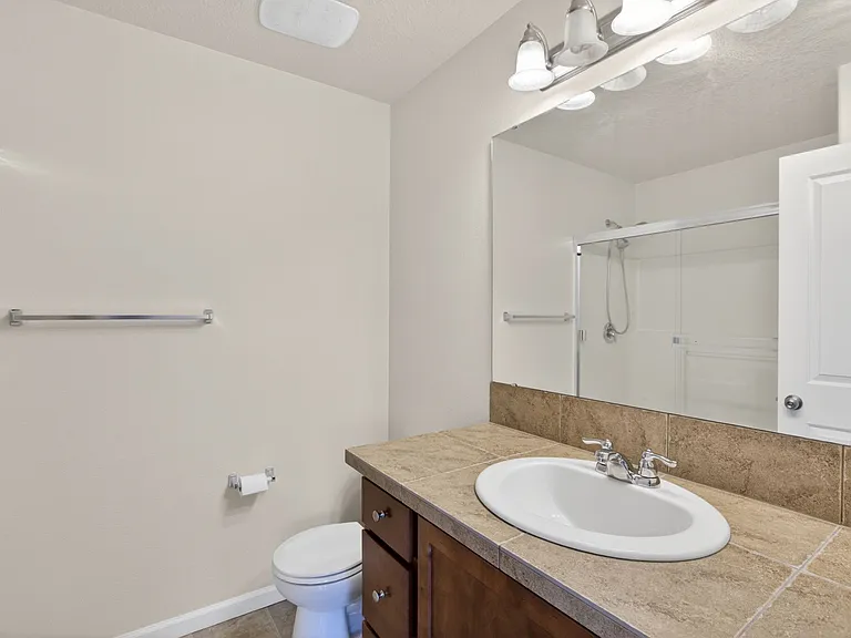 10988 SW Sage Ter — Photo 12