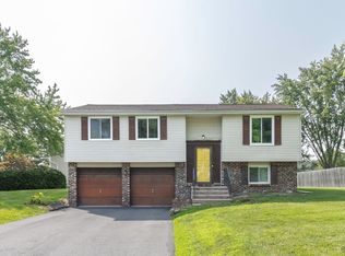 8279 Warbler Way, Liverpool, NY 13090