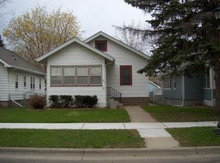 381 Warwick St, Saint Paul, MN 55105