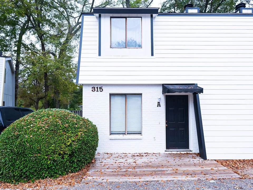 315A E Glenn Ave