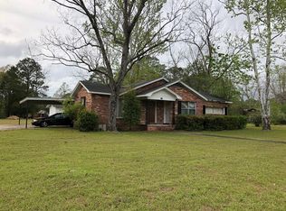 513 N Iris St, Geneva, AL 36340