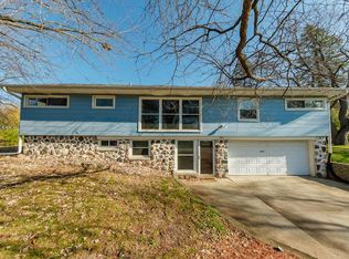 3860 N 144th St, Brookfield, WI 53005