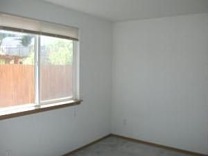 3rd image of 8923 Chatham Ct SE