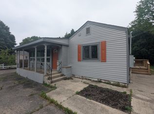 7421 W Johnson Rd #B, Michigan City, IN 46360