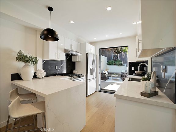5th image of 17043 Cotter Pl