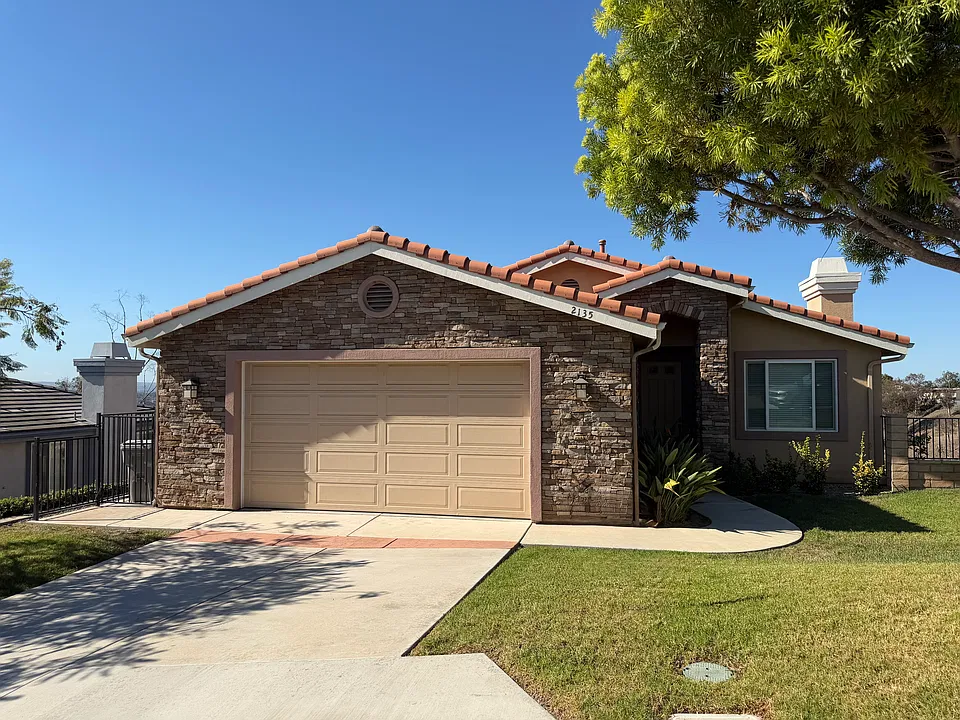 2135 Jackam Way