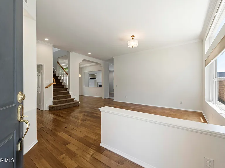2946 Venezia Ln — Photo 3