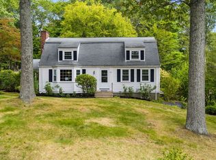 47 Pequot Rd, Wayland, MA 01778