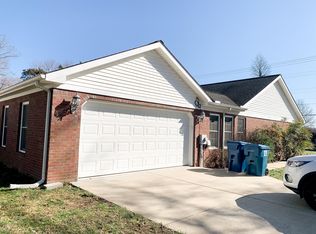 1302 Story Ave, Murray, KY 42071