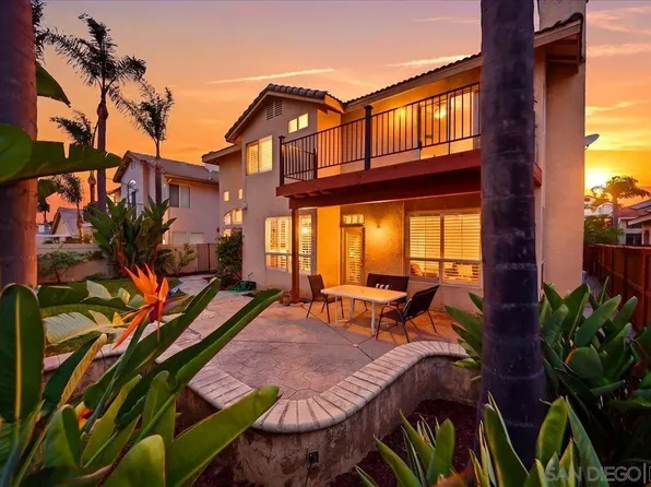 2279 Bear Rock Gln, Escondido, CA 92026