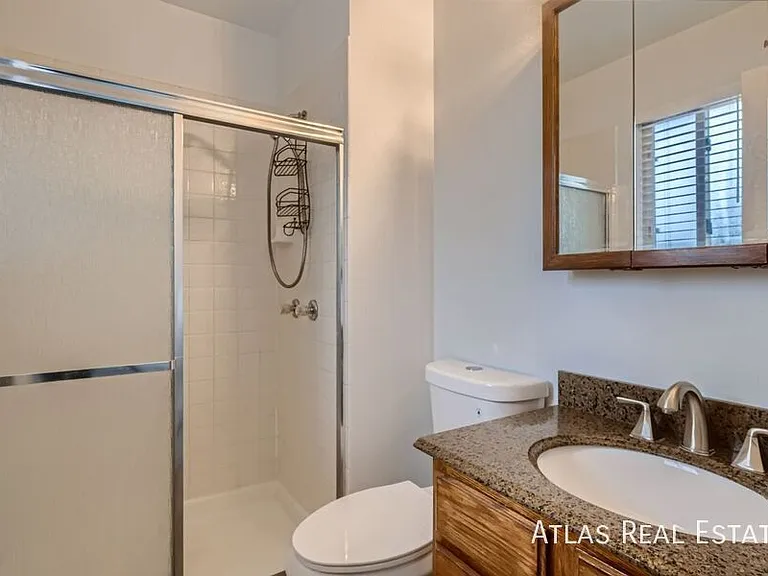 4717 W B St — Photo 6