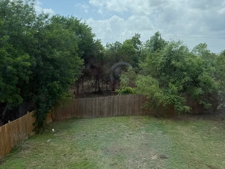 9104 Magna Carta Loop — Photo 3