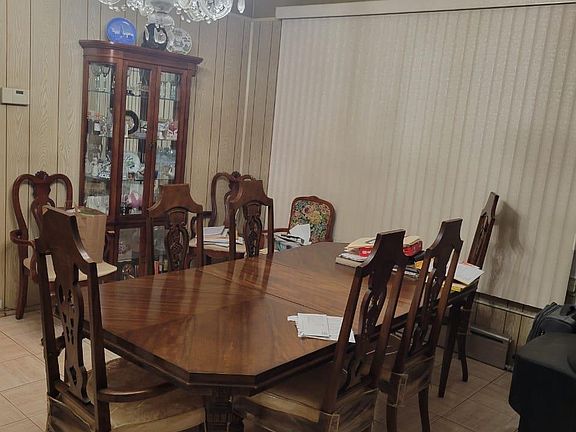 4th image of 818 E 227th Street