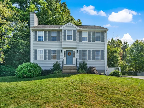 1 Noyes Ln, Merrimac, MA 01860