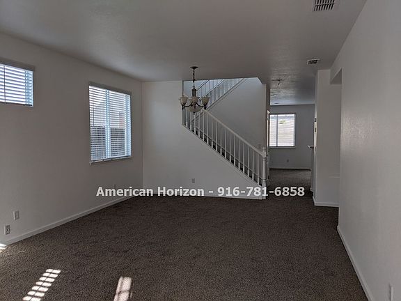 2nd image of 125 Lone Oak Ct