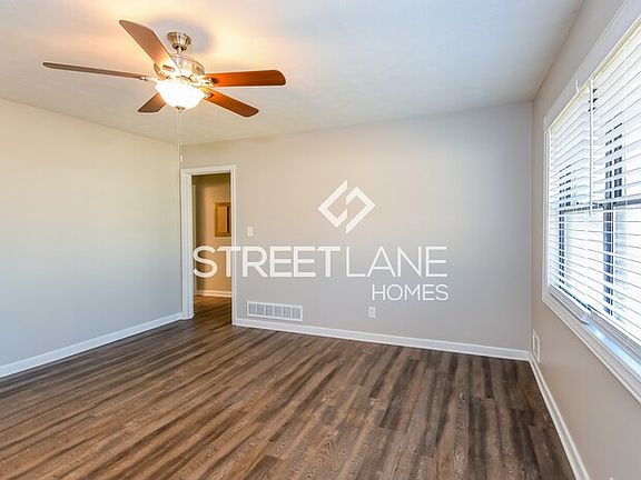 2nd image of 2771 Bankstone Dr SW