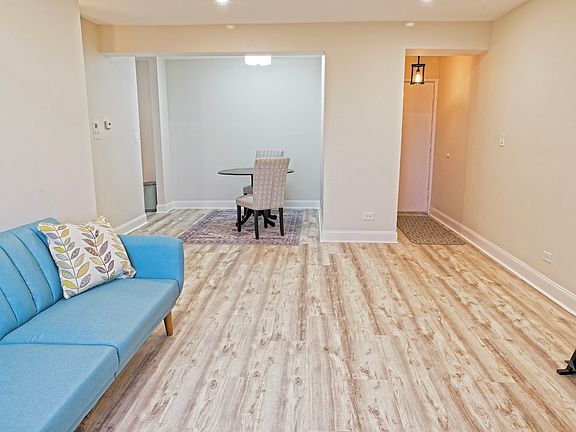5th image of 8444 W Wilson Ave Unit 207