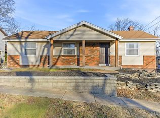 12123 Wesland Dr, Maryland Heights, MO