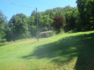 129 Alpine Ct, Naoma, WV 25140