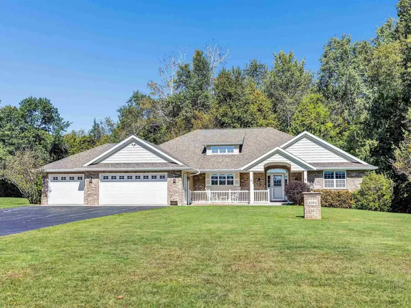 3384 Tarragon Trl, Green Bay, WI 54313