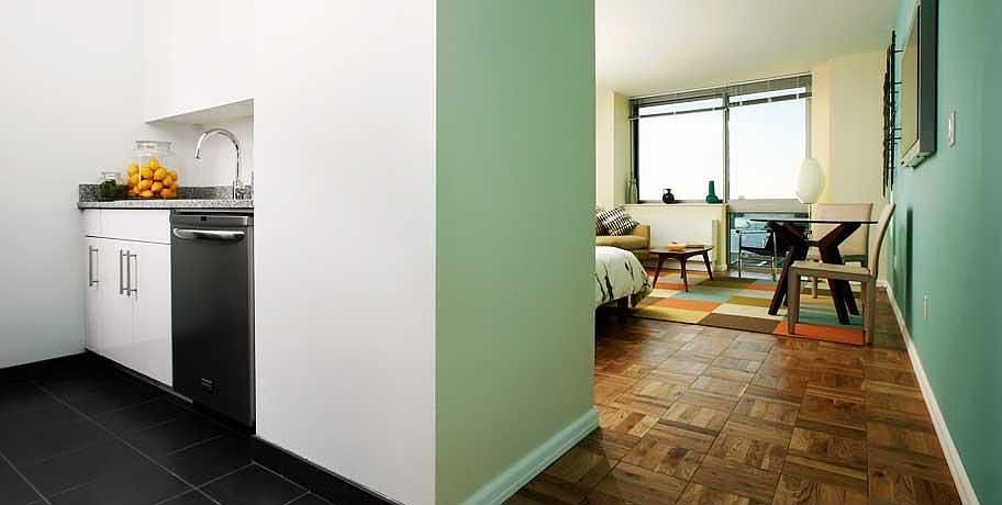 2nd image of 455 W 34th St APT 5B
