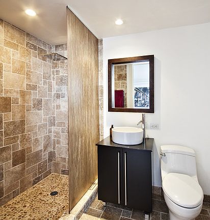 5th image of 422 E 72nd St APT 42A