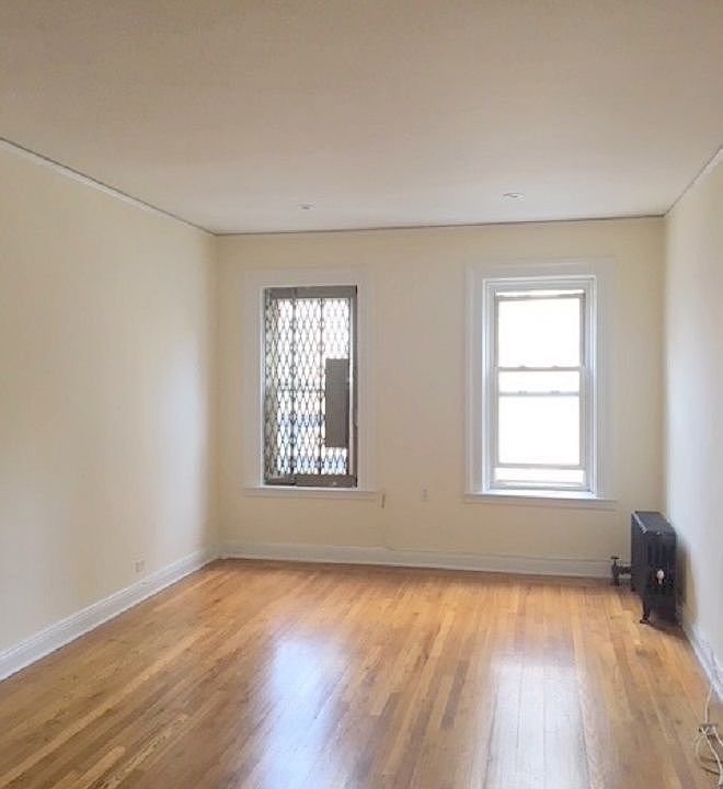 2nd image of 355 E 86th St APT 4I