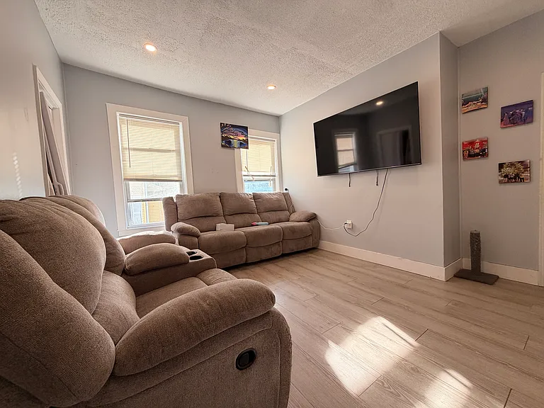 433 Lincoln St #3 — Photo 14