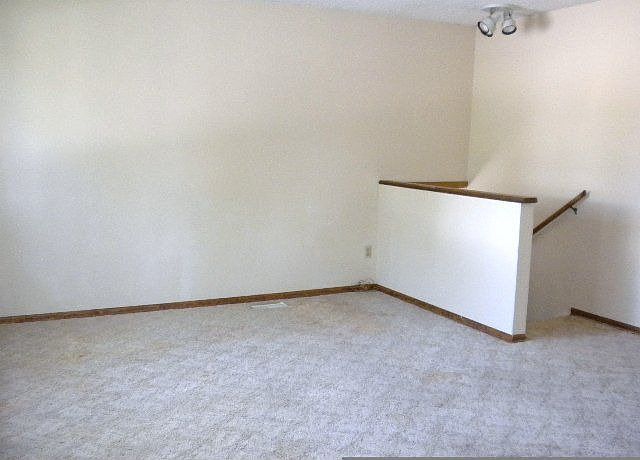 2nd image of 636 Middleridge Dr
