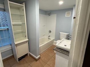 5 Coit St APT B, New London, CT 06320