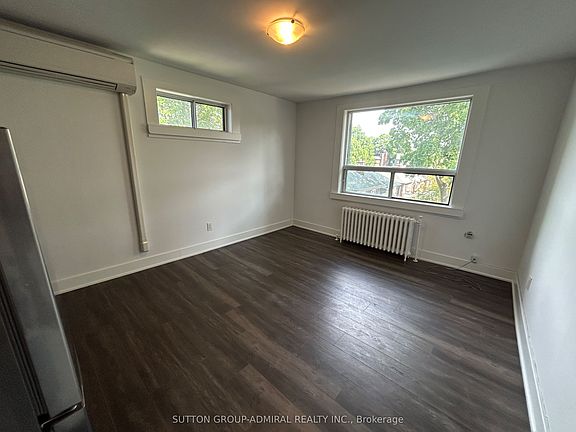 4th image of 34 Heydon Park Rd #5