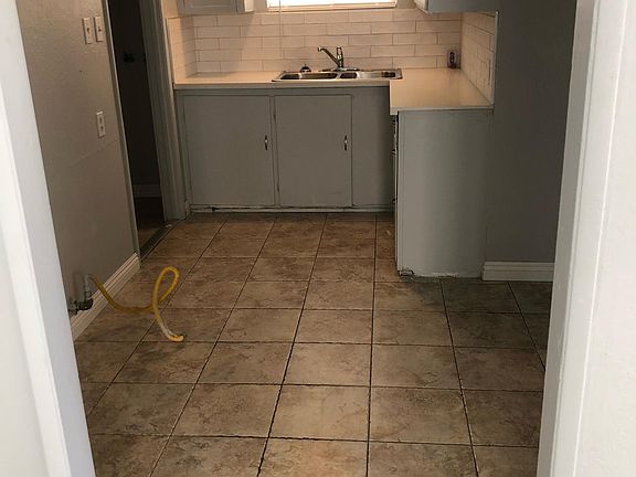 5th image of 43511 6th St E