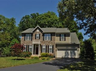 8499 Accotink Rd, Lorton, VA 22079