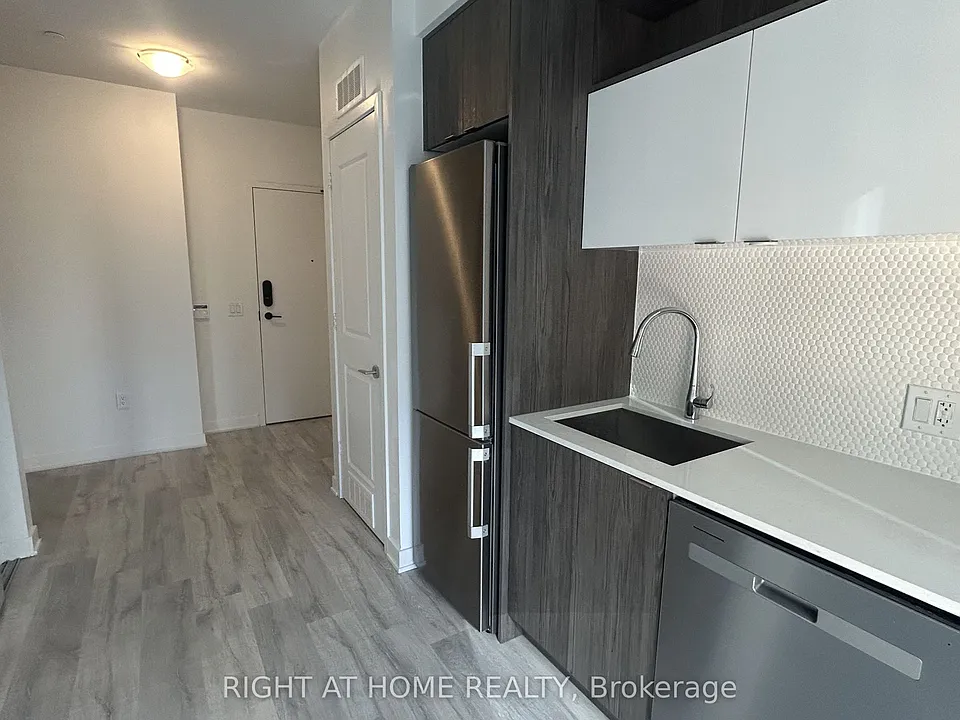 100 Dalhousie St #1105