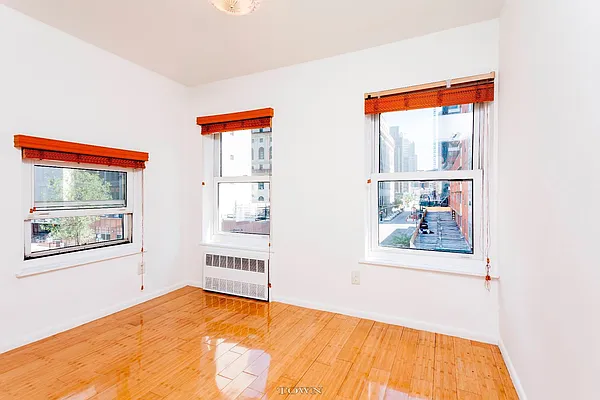 Rented by Town Residential | media 30