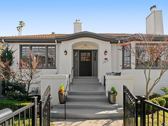 5th image of 1517 Cypress Ave
