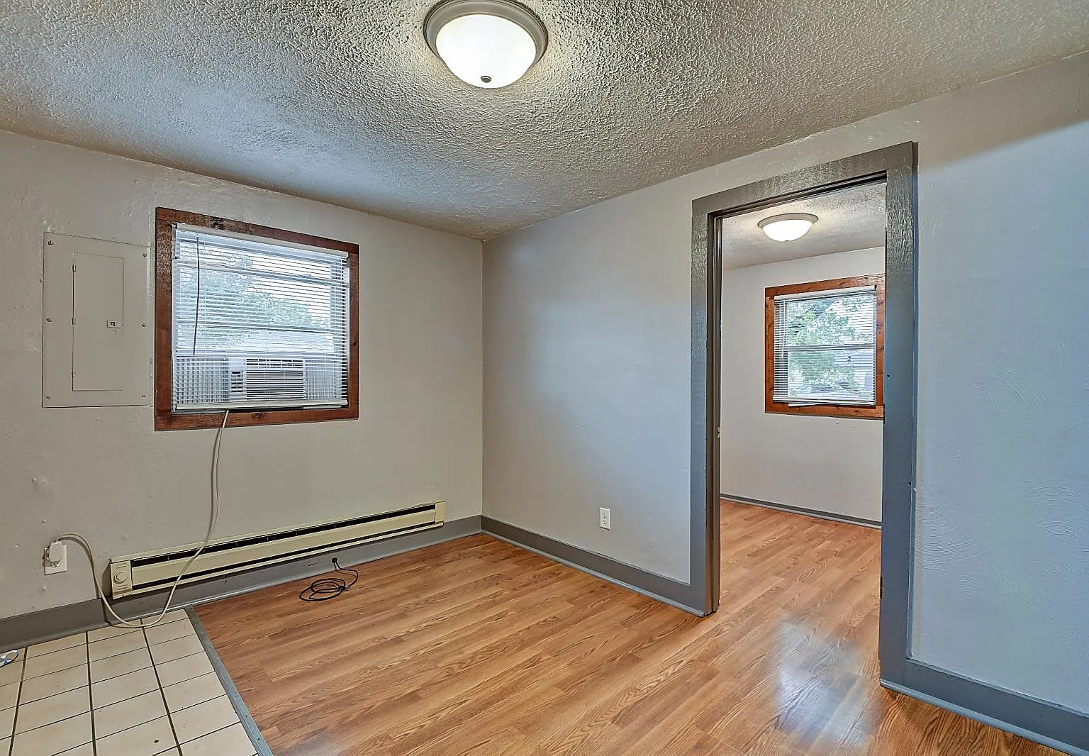 2 bed, 825 sqft, $849 — Photo 3