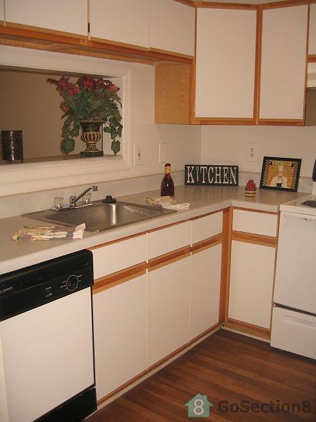 2nd image of 621 Countryside Ct