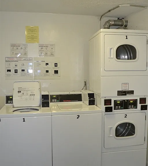4 Universal St #12 — Photo 15