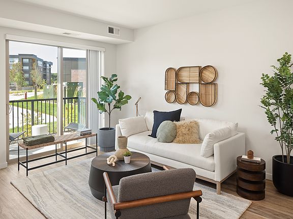 5th image of 3130 Northdale Blvd NW #313