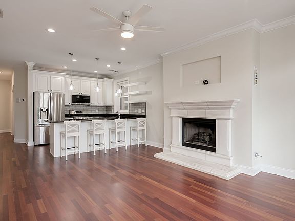 4th image of 4908 N Winthrop Ave APT 1N