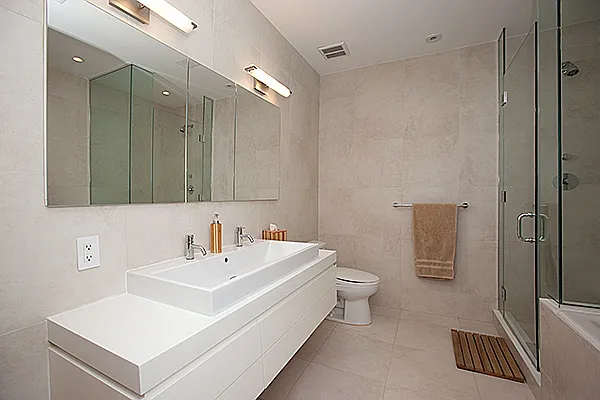 Sold by LG Fairmont Group | media 18