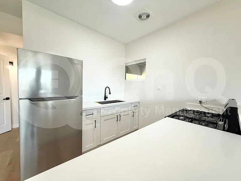 25 E Eva St #17 — Photo 18