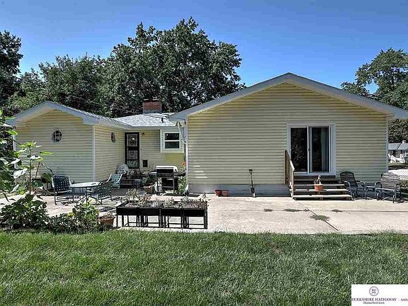 2nd image of 3505 S 107th St