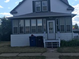 110 1st Ave SW, Dickinson, ND 58601