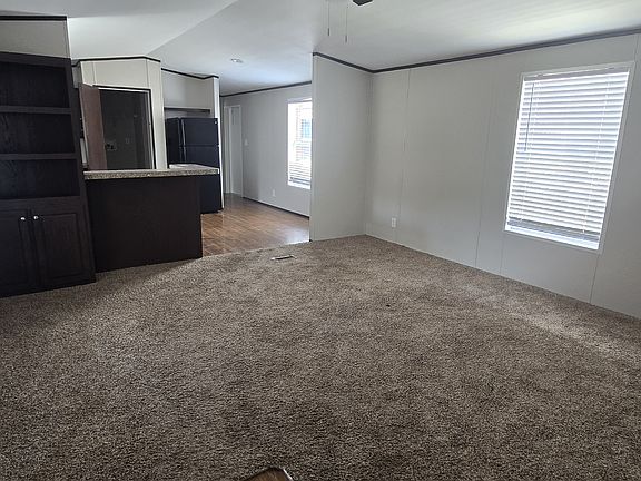 4th image of 1120 N Vista Dr #9