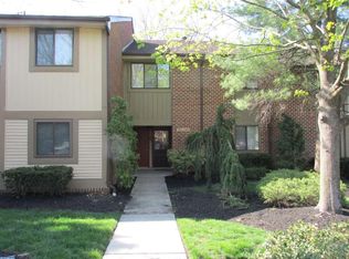 705A Cypress Point Cir, Mount Laurel, NJ 08054