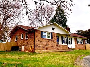 2825 Blackstone Rd, Kenbridge, VA 23944